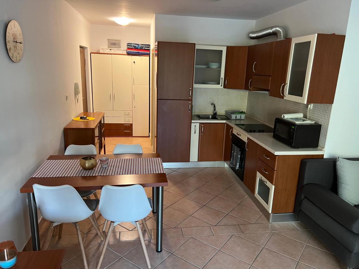 Mario Apartment Брела Экстерьер фото